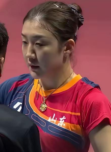 11月13日全运会乒乓球项目，女单4强决赛陈梦4一2蒯曼。
5一11，8`一11