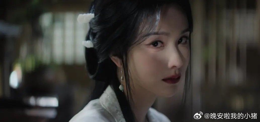 鞠婧祎陈都灵月鳞绮纪剧中状态 