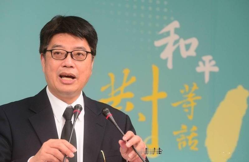 台媒报道，台湾陆委会主委邱垂正9月22日受访称：“我们认为台美关系，因为有共同的