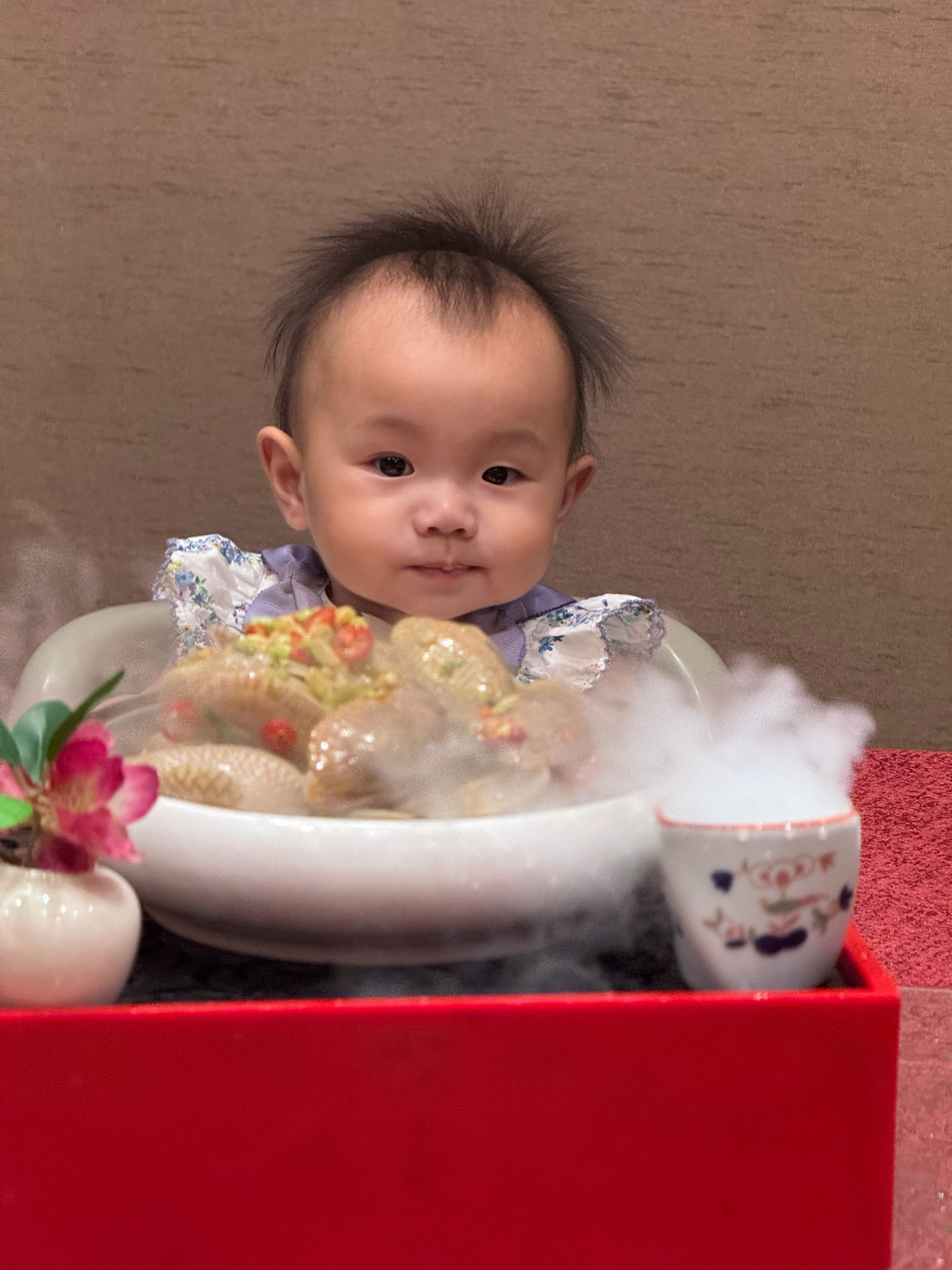 中午吃煲仔饭[害羞] ​​​
