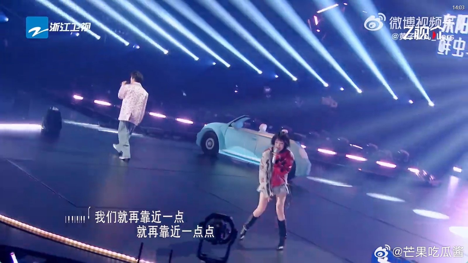 黄子弘凡姚晓棠唱一点黄子弘凡姚晓棠合唱一点喜欢姚晓棠的演唱风格！在《一点》中，她