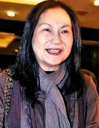看透S妈所作所为，原生重男执念才是根本缘由
 
大S离世后的遗产纷争愈演愈烈，众