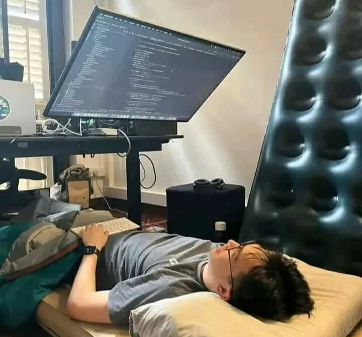 某同事的装备