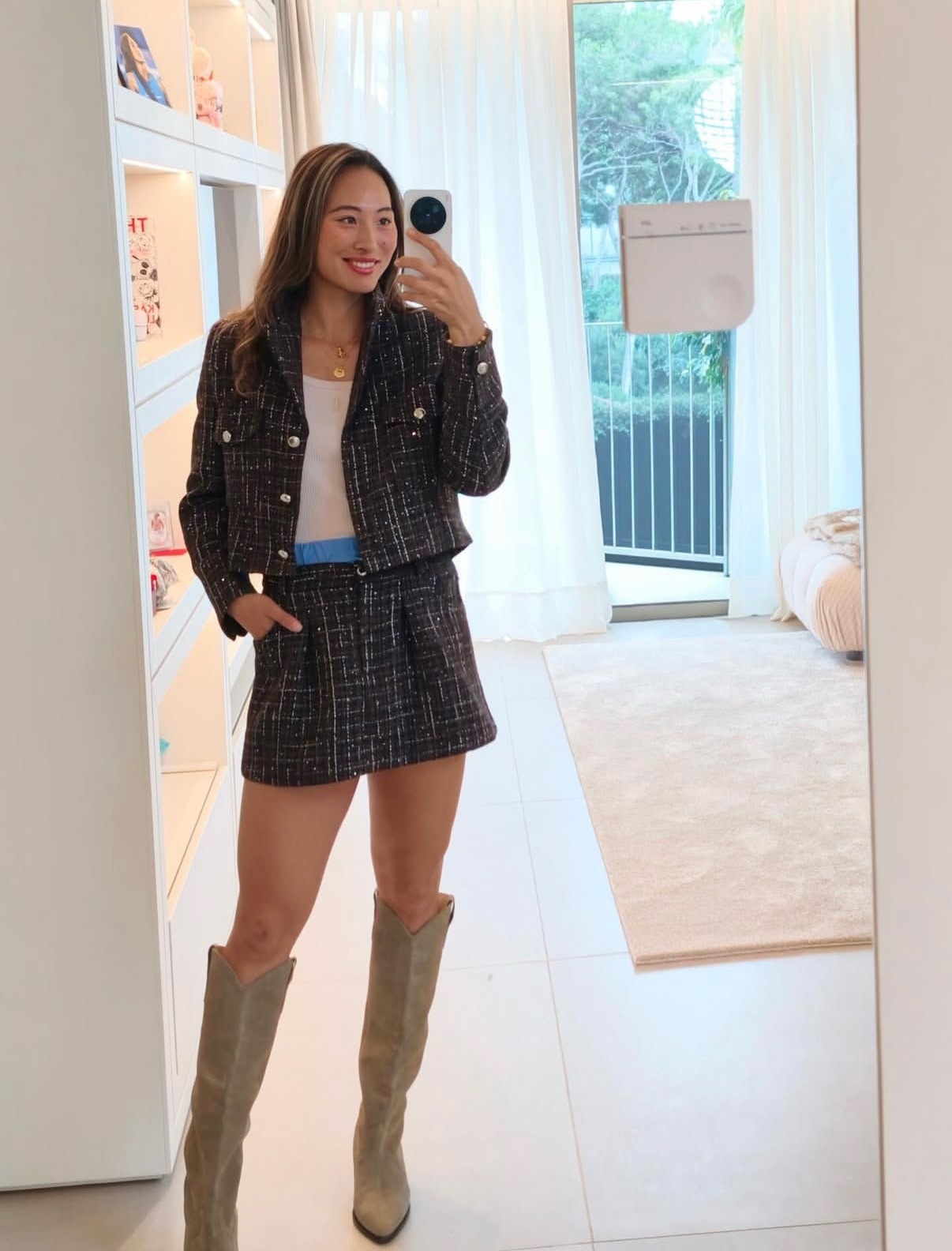 郑钦文的十二月总结以及圣诞祝福🎄小腿是够长的，穿这种长靴膝盖也能露出来～ 