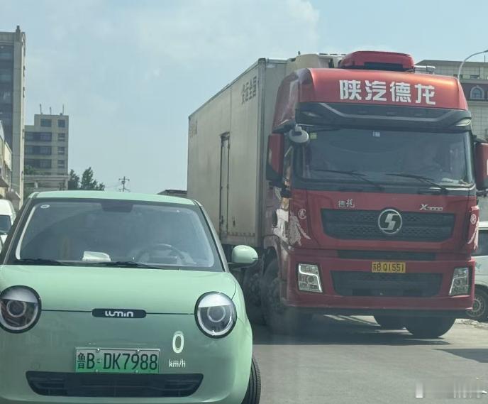 邪恶糯玉米：给我跟我兄弟来张合照[无聊]长安lumin长安糯玉米 ​​​