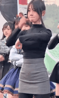 青春撞了一下腰