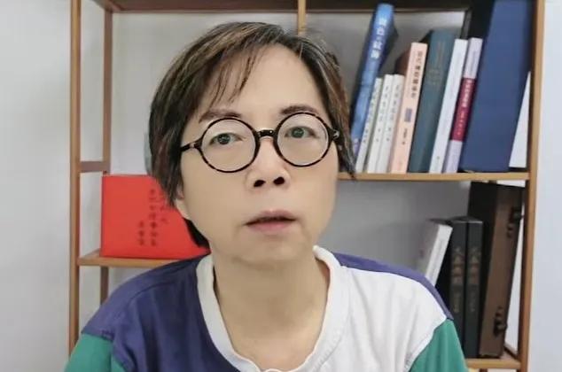 媒体人黄智贤为美国在台协会谷立言发声:讨厌可以有，但羞辱没必要

26日，媒体人