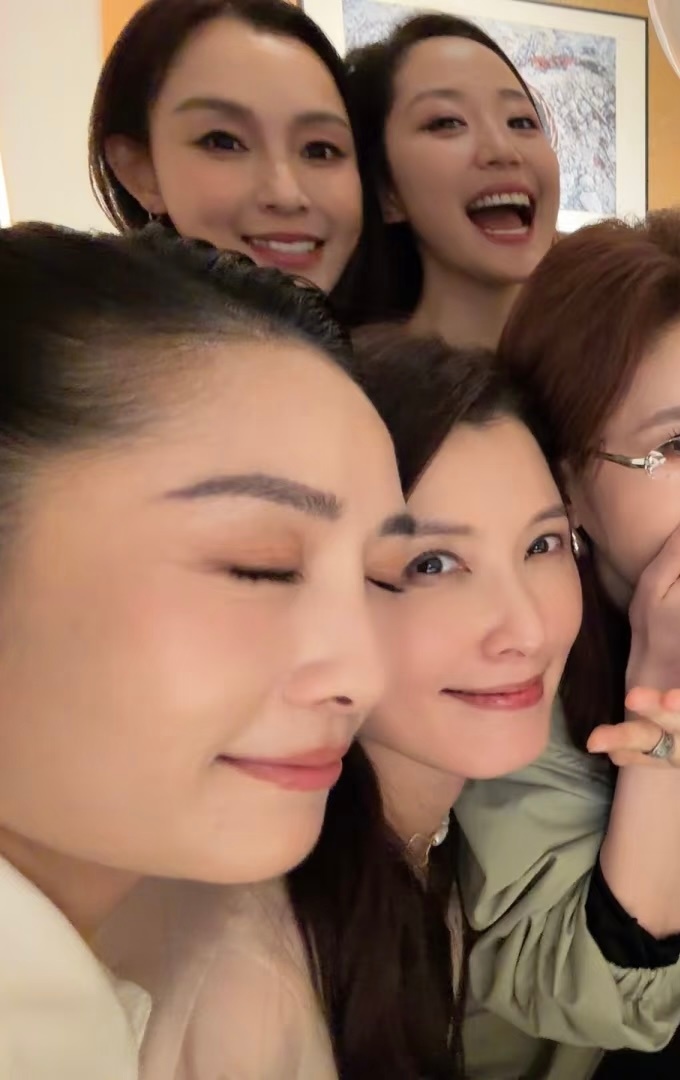桃心燃你好会啊🫪 ​​​