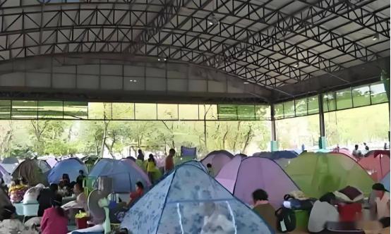 没有一句多余的废话！2025年12月16日，中国驻柬埔寨大使馆一纸通告，再度发布