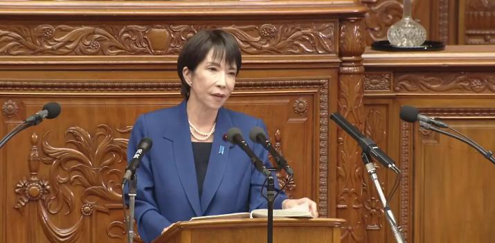 法媒感到非常惊讶！法媒称，中国官媒竟然以如此方式，大骂日本首相高市早苗的脑袋被驴