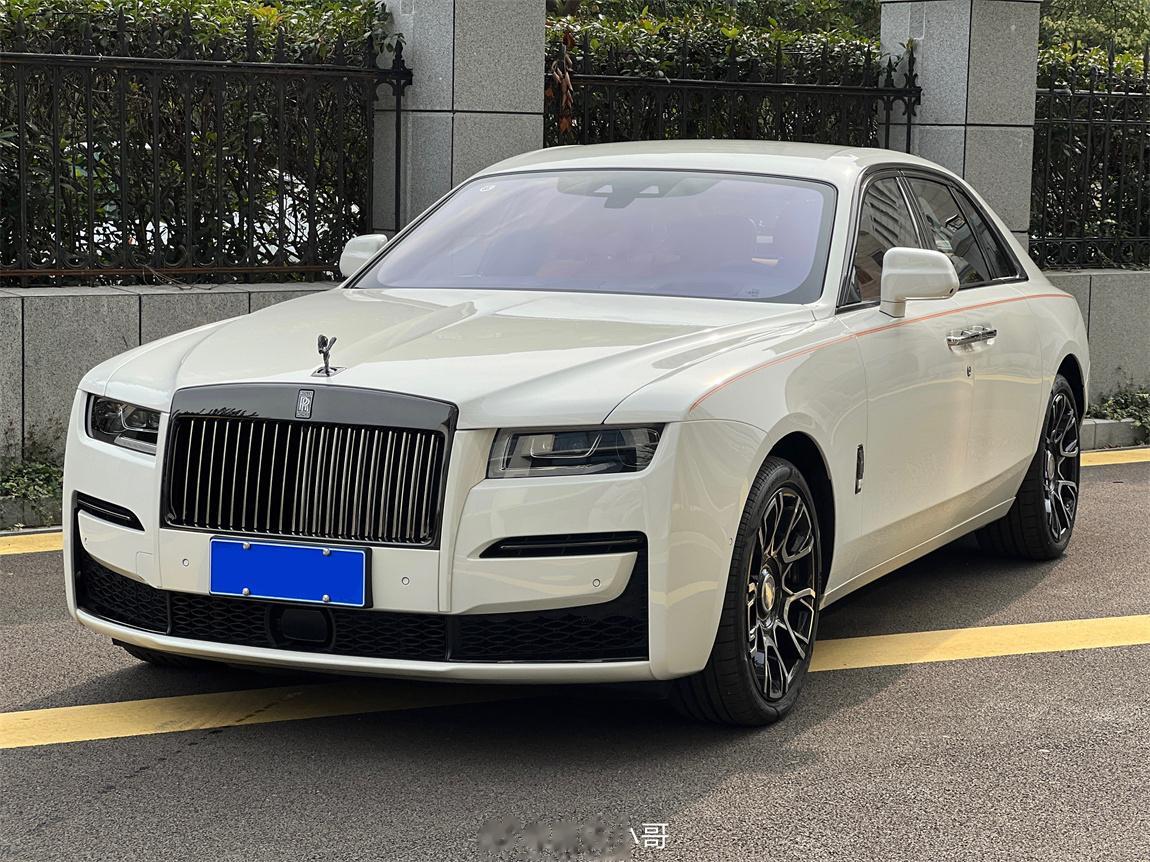 捡漏的机会又来了[春游家族]古思特 Black Badge开了还不到一个月时间直