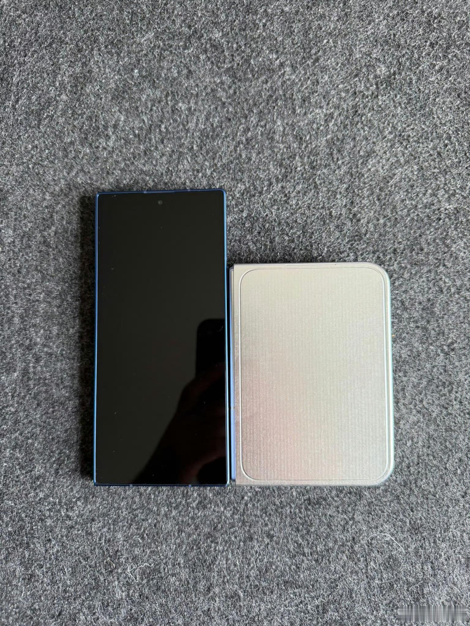 iPhone折叠屏上手其实是模具，不是真机，曝光的三款阔折叠尺寸华为Pura X
