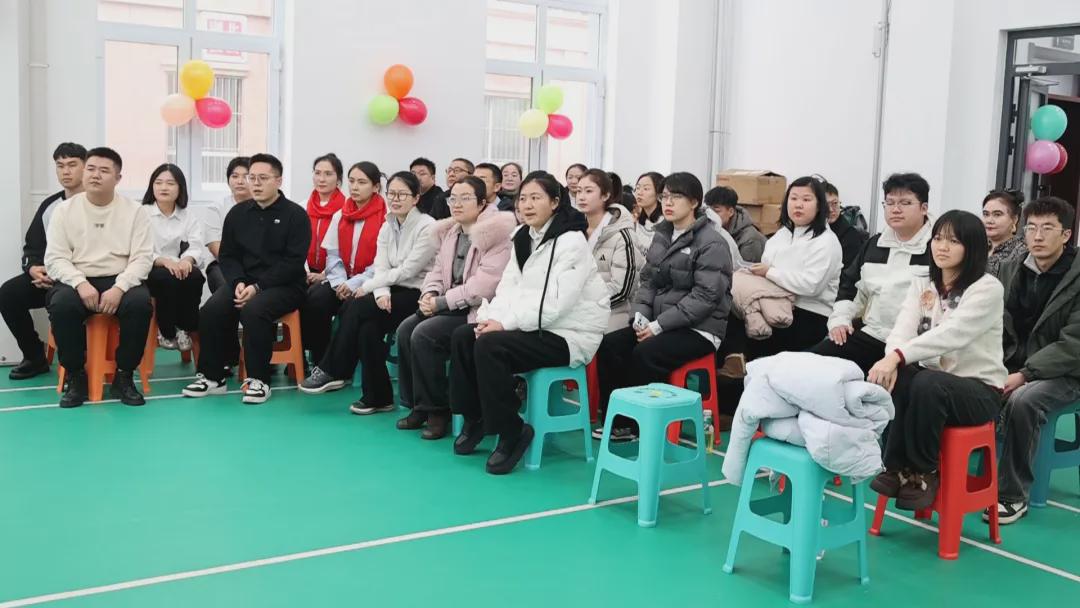 趣味联谊聚合力 山海同心普新篇——阿拉山口援受干部共赴“石榴花”之约