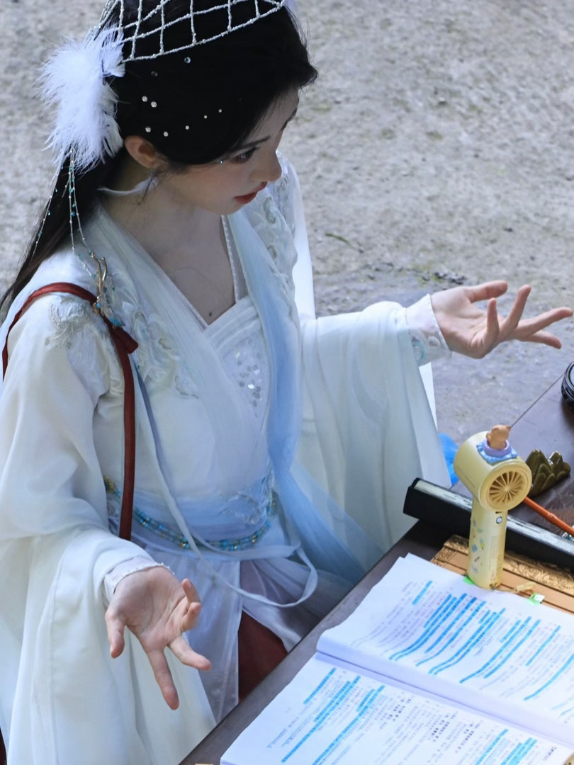 🍊💙鞠婧祎苏绿夏 🍊💙鞠婧祎  ♡ ⑅ +.追星 一种无解的爱.+ ⑅ 