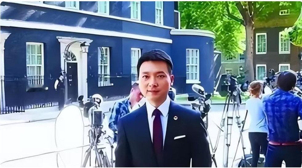 康辉：我高考分数远超清北，却被人暗中顶替，靠着父亲查明真相！ 