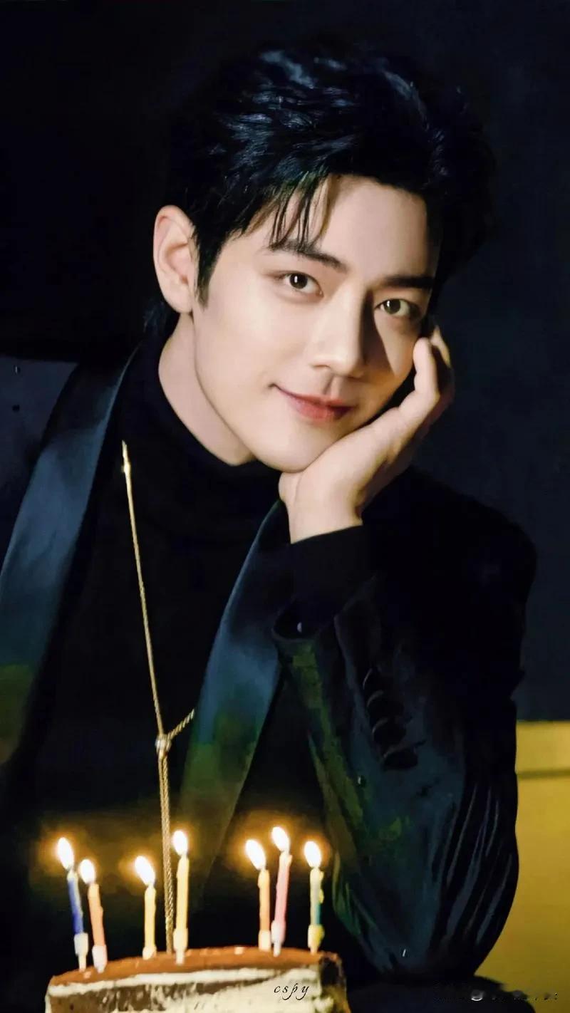 娱乐圈两大顶级男明星，一个肖战，一个许凯，如果让这五位女明星选老公会选谁？
1.