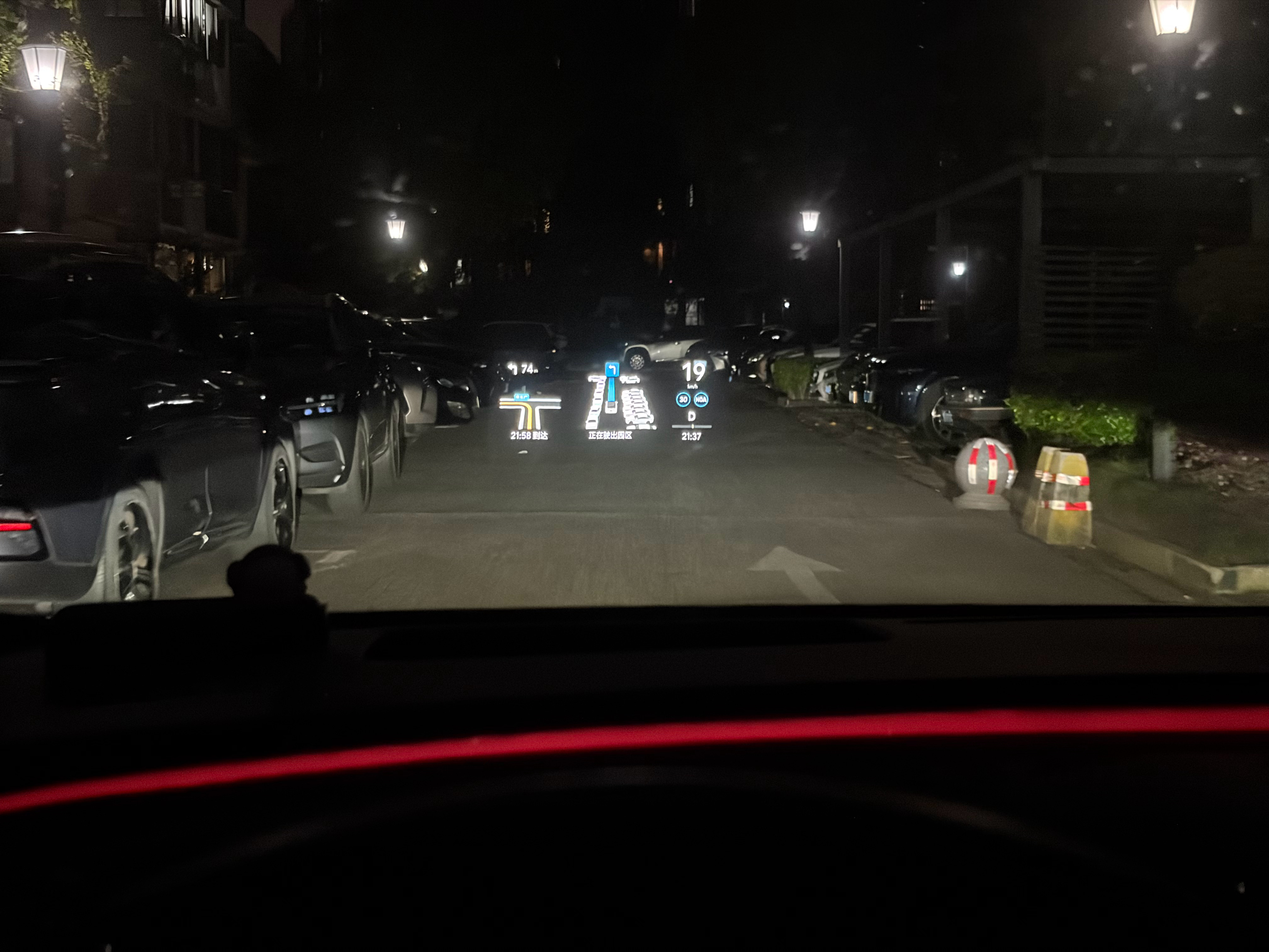 习惯了，小区里就要开智驾…想子OTA 8.4后，明显感觉效率提高了，更喜欢用了。