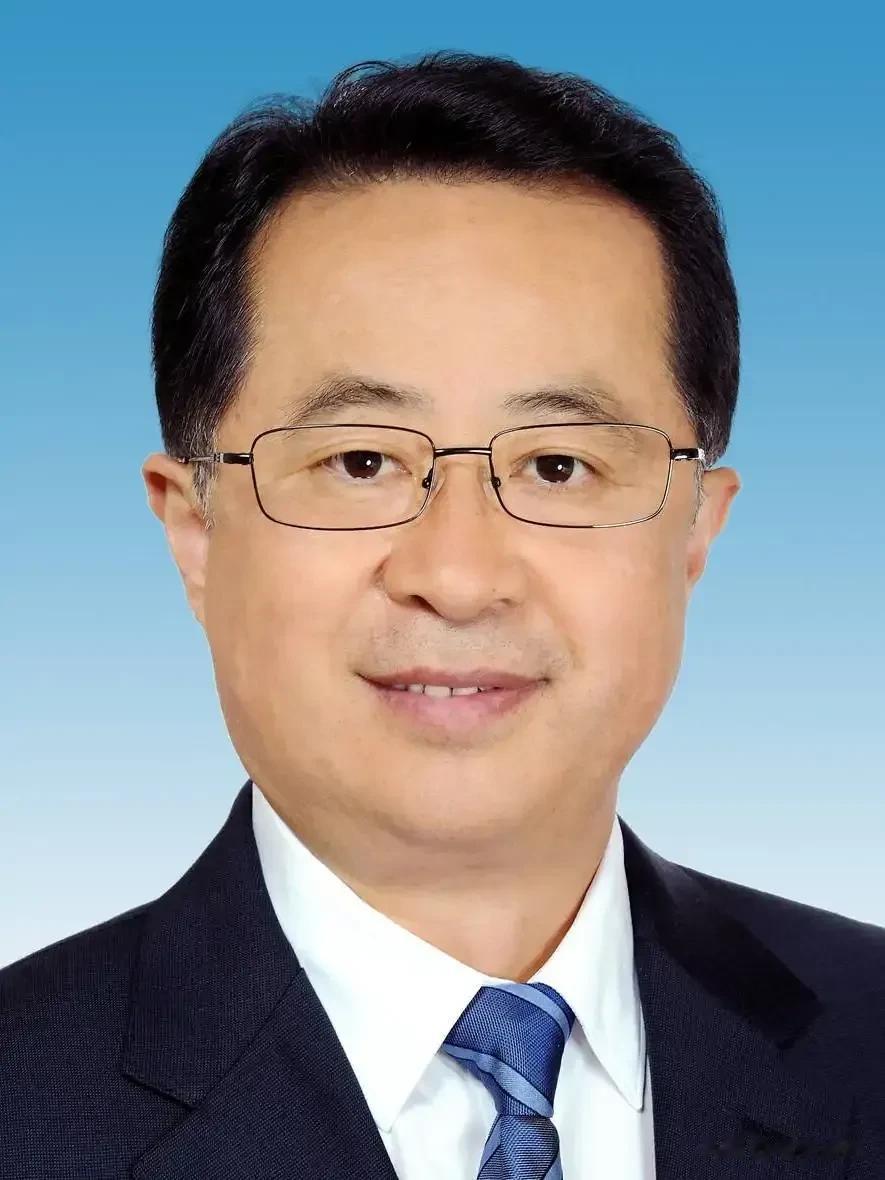 青岛市委书记陆治原履新民政部！

刚刚看到这个新闻，为陆书记点赞！有担当、重实干
