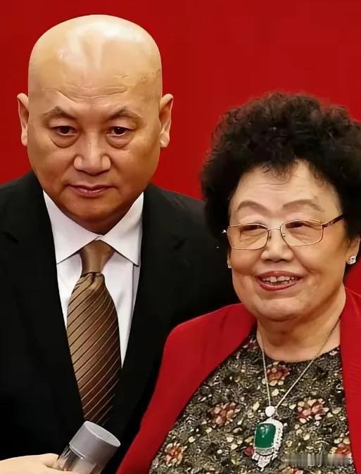 迟重瑞icon一生锦衣玉食离不开人间富贵花陈丽华icon，如今陈丽华离开了，迟重