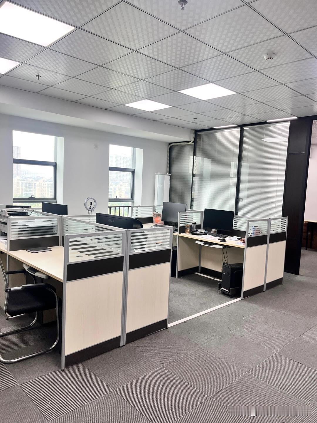 为什么现在黑名单越来越多？
全国失信被执行人已超 850万，且还在涨。核心原因不