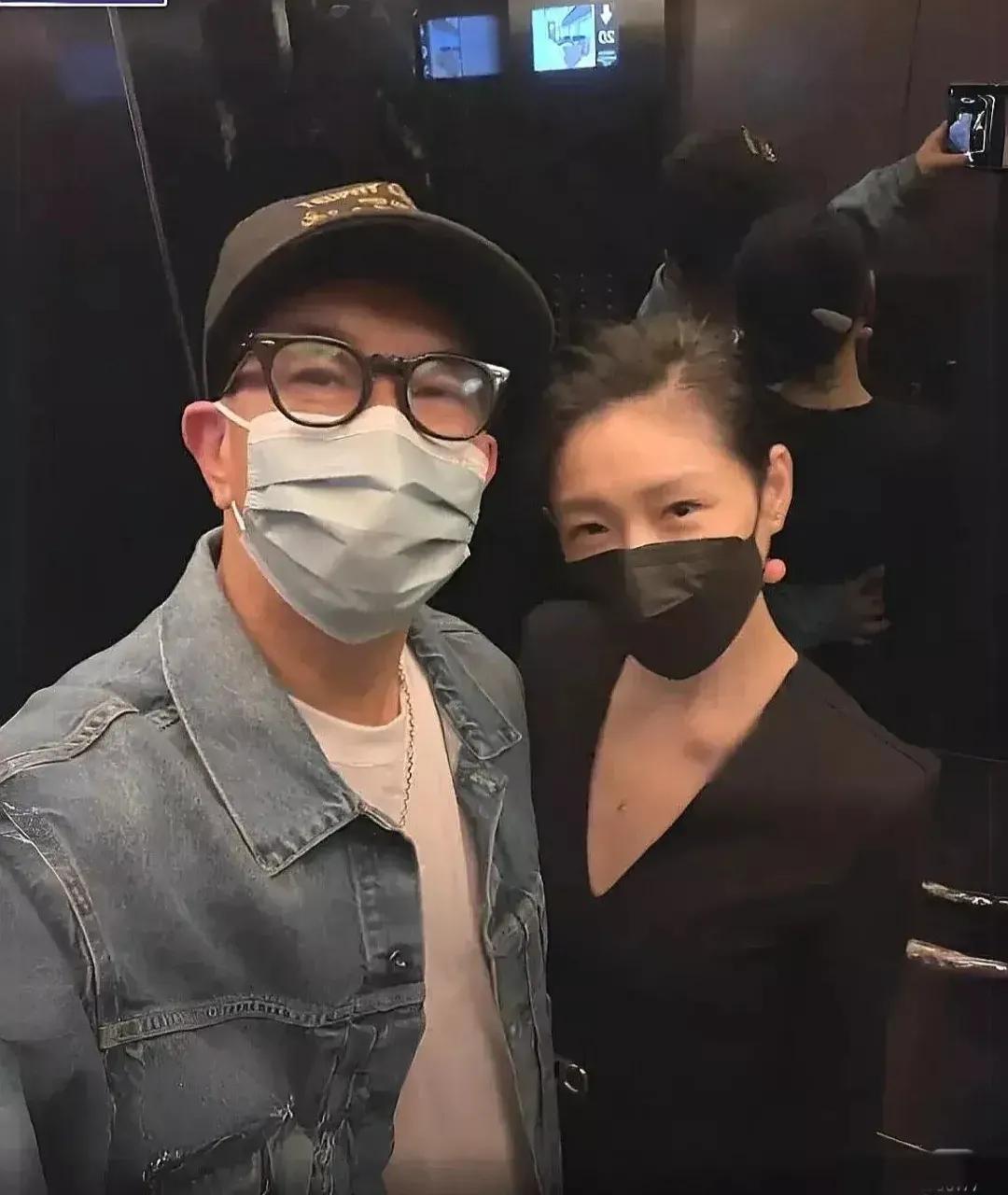 具俊晔大S电梯甜蜜照曝光
有人说，光头开始反击了
目的就是为了激怒汪小菲
有点搞