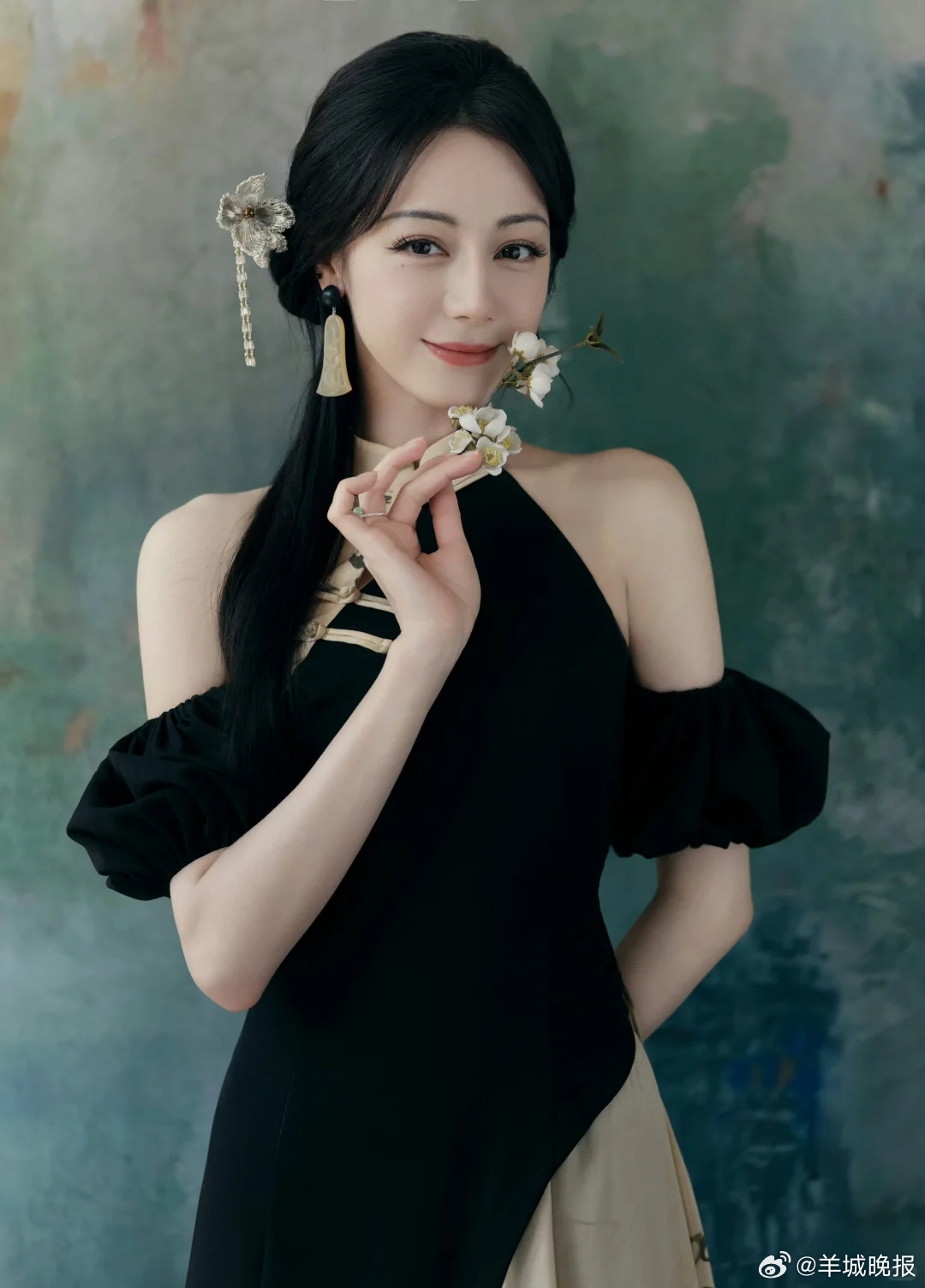 【内娱明星复古造型一览，谁最具韵味？】无论是端庄优雅的国风，还是传统与现代设计碰