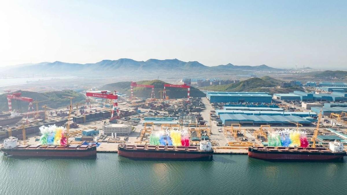 时代格局正在悄然发生改变，俄罗斯选择把大批船只交由中国船厂建造，这件事本身就很有