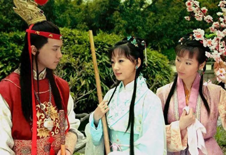 难怪贾宝玉最终会后悔娶了宝钗并选择出家为僧，看看宝钗身上这个缺点谁能受得了？
乾