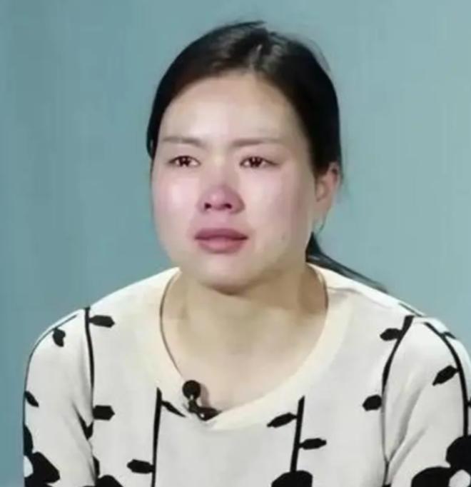 三十多年前，湖北一对夫妻，撇下 5 岁女儿相继自杀，不料 23 年后，女儿竟不顾