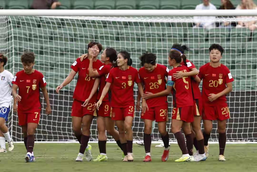 等了整整120分钟！就在今天，中国女足这世界杯门票拿得简直像是从牙缝里生生抠出来