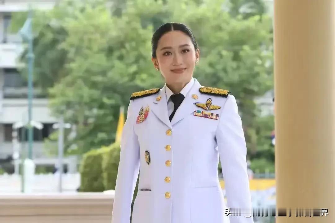 佩通坦的事情，8月29日就有正式结论了，届时泰国宪法法院将正式作出裁决。佩通坦停