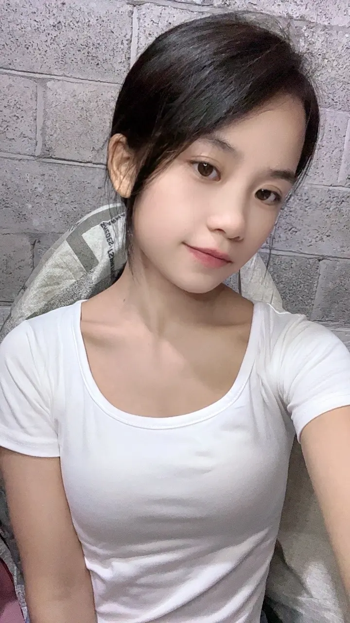 我从来不觉得自己有多好，那堪忧的智商，傻里傻气的，直来直往，喜怒哀乐也...