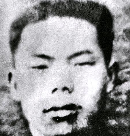 1952年，志愿军战士倪祥明睡不着，便出去巡逻，突然山下竟传来了铁器的叮当声，为
