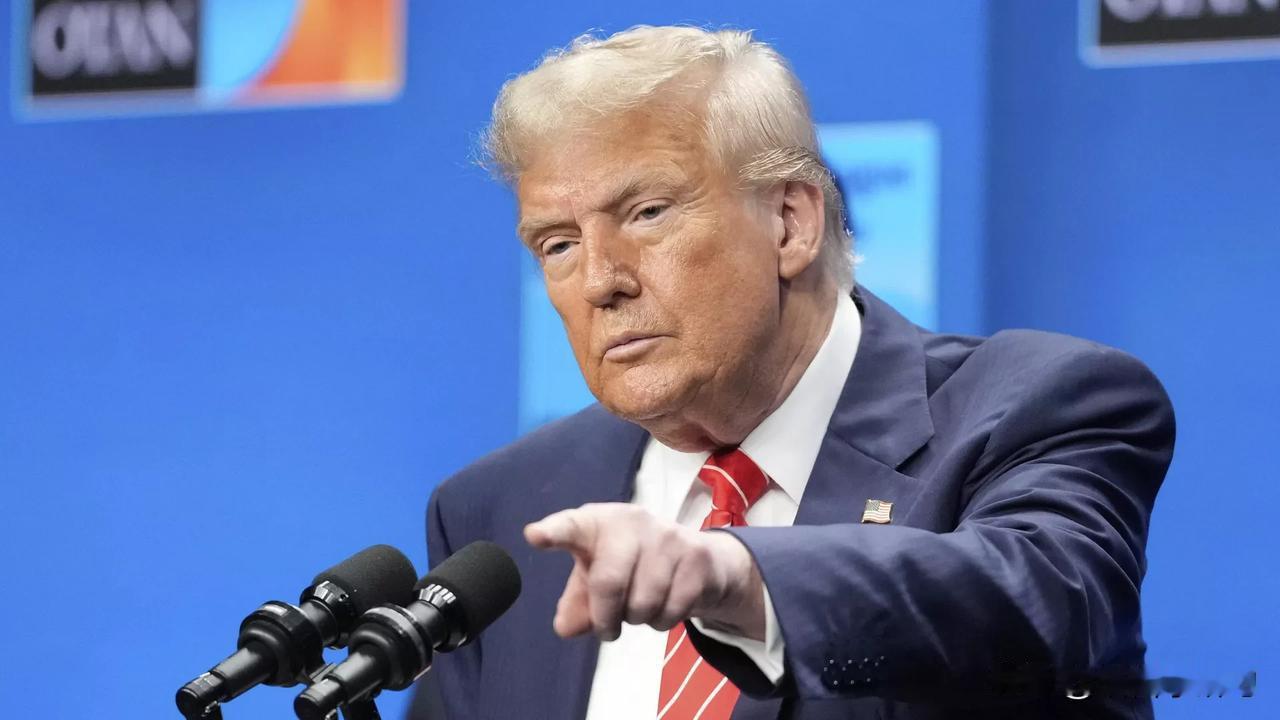 美若退出北约将开启"后霸权"安全新架构

驻伦敦的外交事务分析师阿德里尔·卡森塔