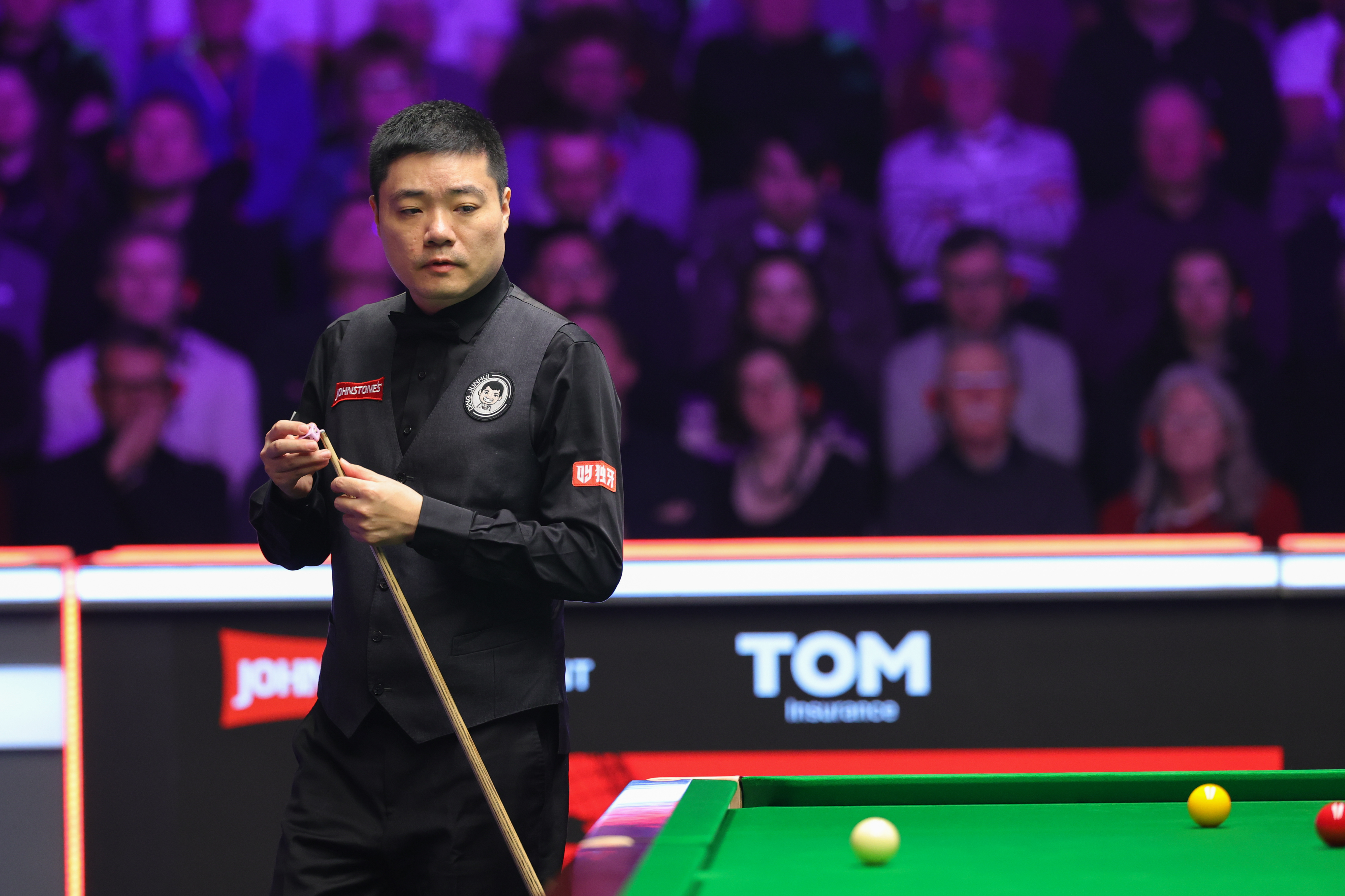 2026斯诺克大师赛 中国斯诺克一哥，已再无昔日王者霸气了。长江后浪推前浪，希望