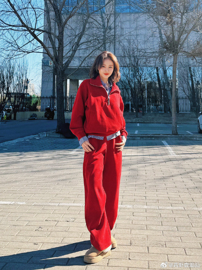 高叶硬着头皮当E人表面从容大方，私下是社恐 I 人，高叶这反差感绝了高叶说I人是