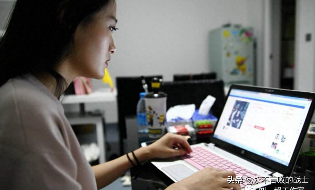 有人说用AI写公文就是懒政，这个看法其实有点偏了。

科技的发展为了什么？不就是