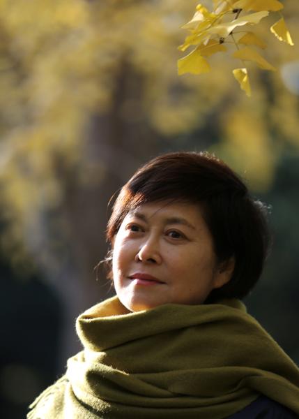 她留下的不只是影像，还有一份新闻人的坚守。敬大姐，一路走好。