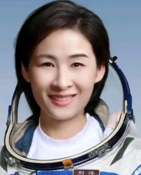 航天女侠刘洋，在出征太空之前，丈夫竟突然失踪，在她完成航空任务以后，才得知丈夫竟