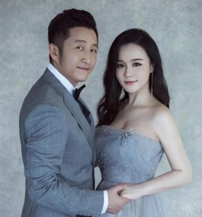终于知道！邹市明为啥越混越惨了。原因很简单，不是他打拳不行，也不是他名气不够，而
