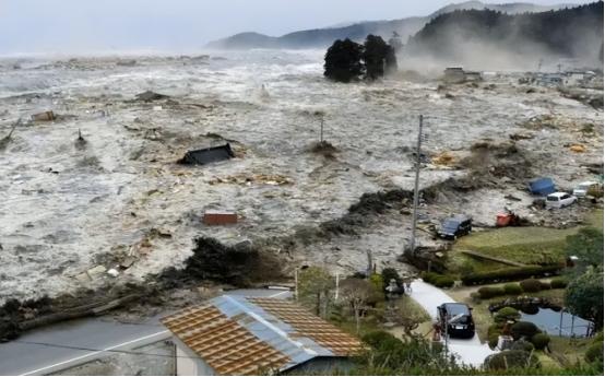 日本万一“沉海”了，1.26亿日本人会去哪？联合国早已给出了答案，联合国难民署的