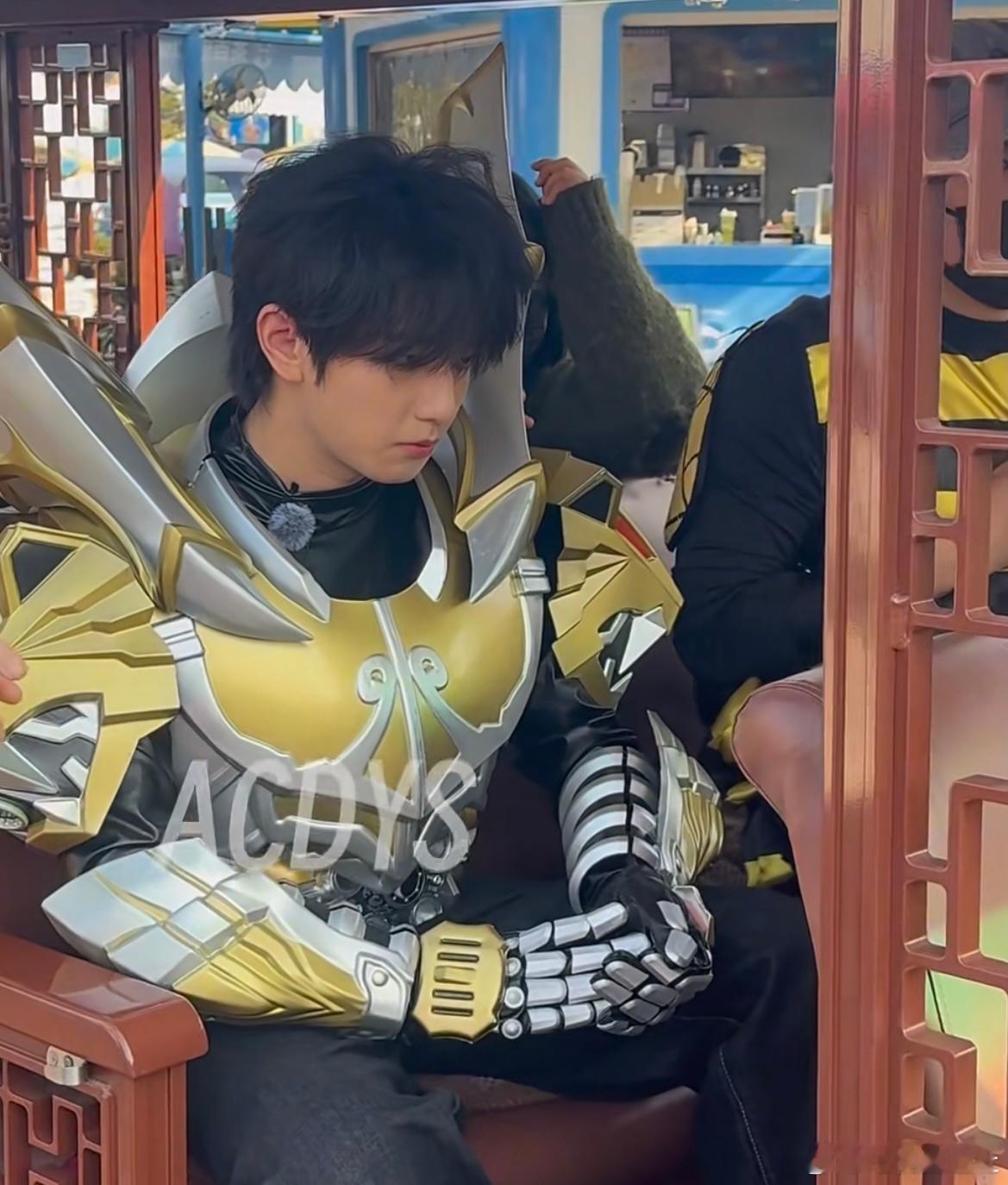 周五晚高疯全员cos周五晚高疯全员cos造型周五晚高疯全员cos造型周五晚高疯c