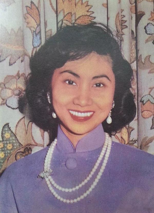 每个人有每个人独特的痛苦；不是别人轻易能够共情的。因为人的能力大部分都是有限的。