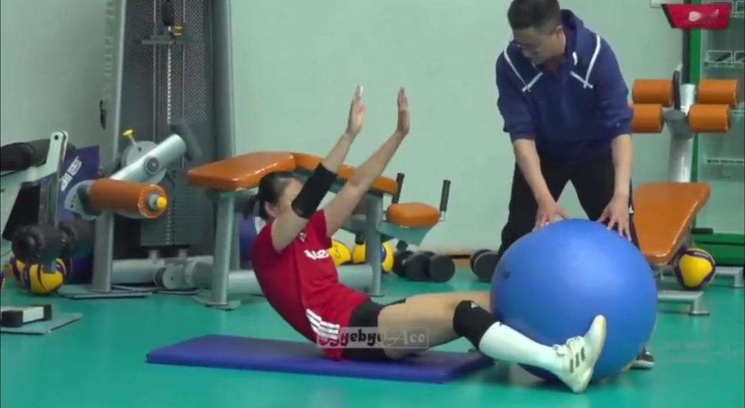 薪火相传，奋力拼搏，为国争光！


2026年中国女排公开训练课，让我们又见到熟