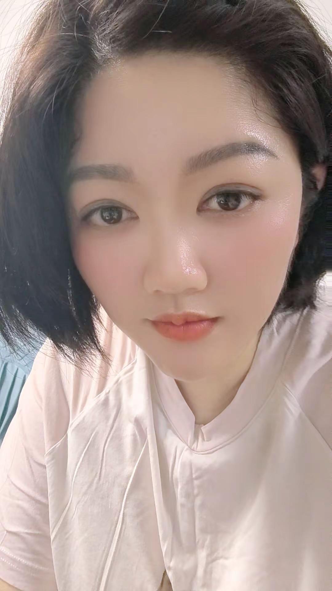 你的短发女孩已上线