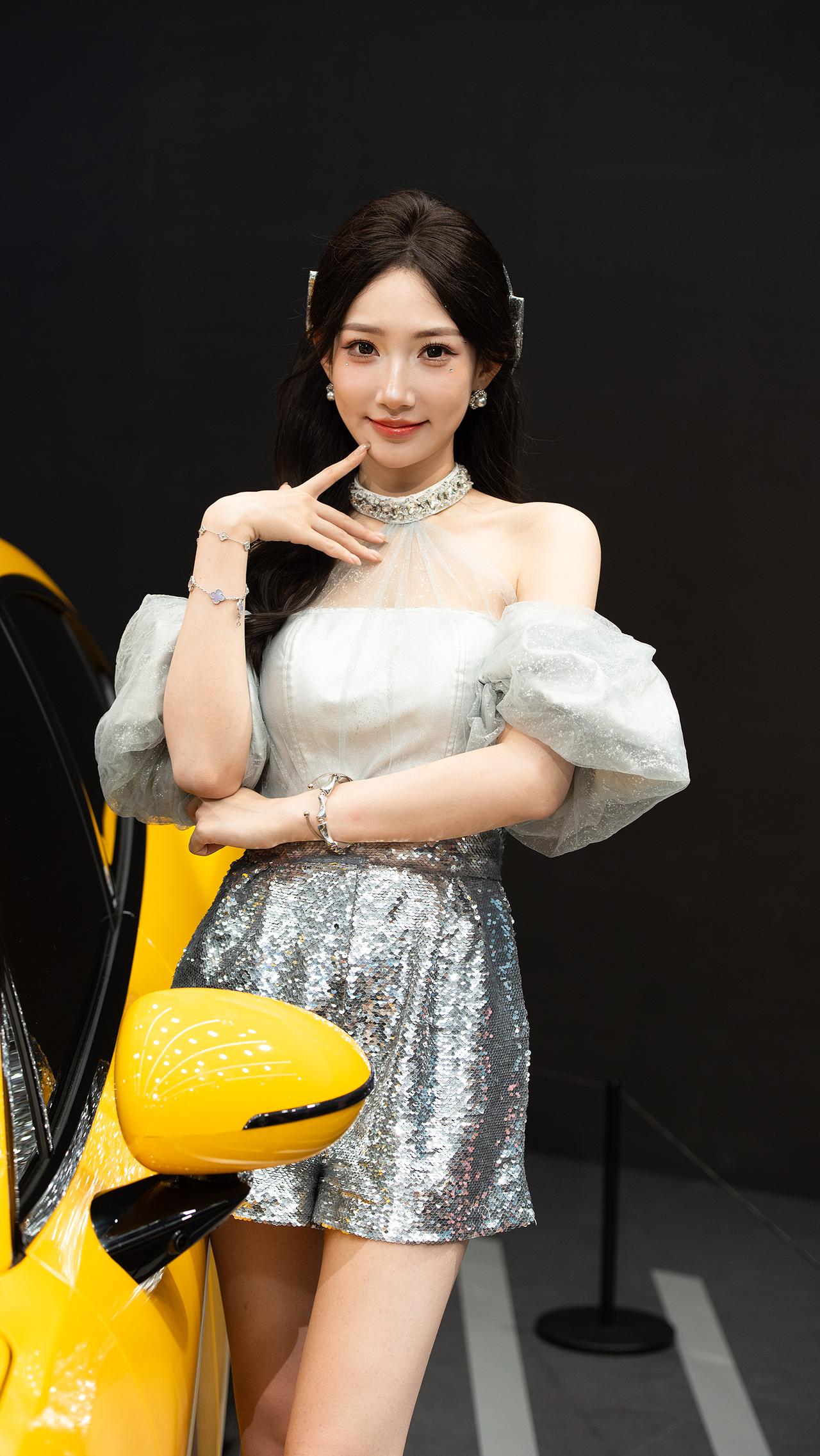 大瑞瑞成都车展 车模美女 车展现场