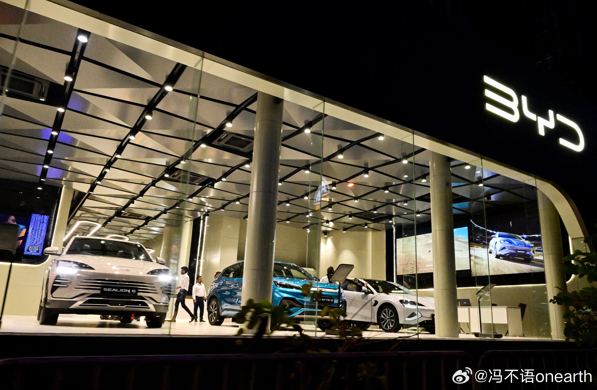 进入2026年，比亚迪，长城的海外销售都开始挑大梁，奇瑞的海外销售甚至占80%-