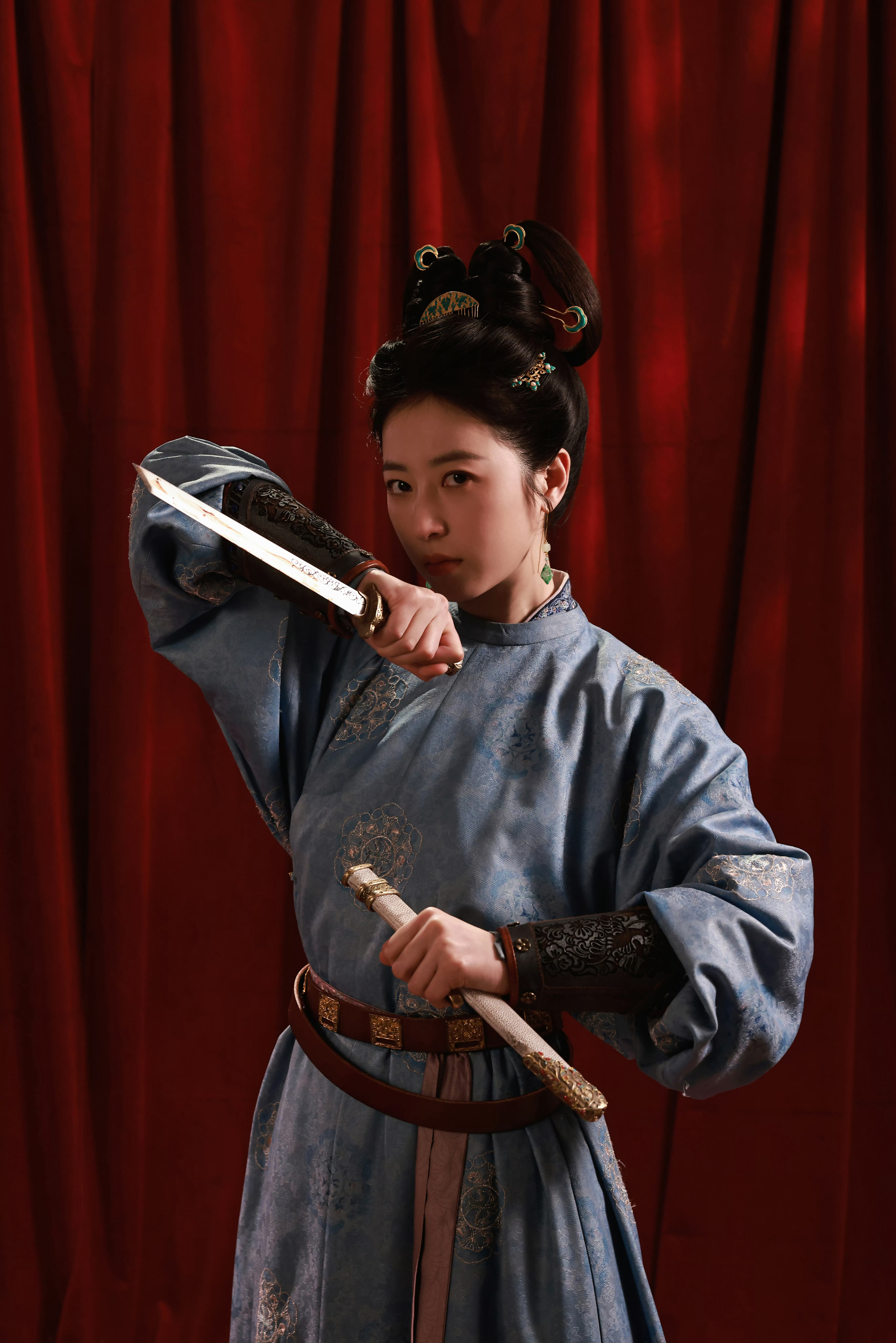 周雨彤 《太平年》孙太真☽ 造型小合集3️⃣☽ 造型指导：陈同勋☽ 朝代：五代十