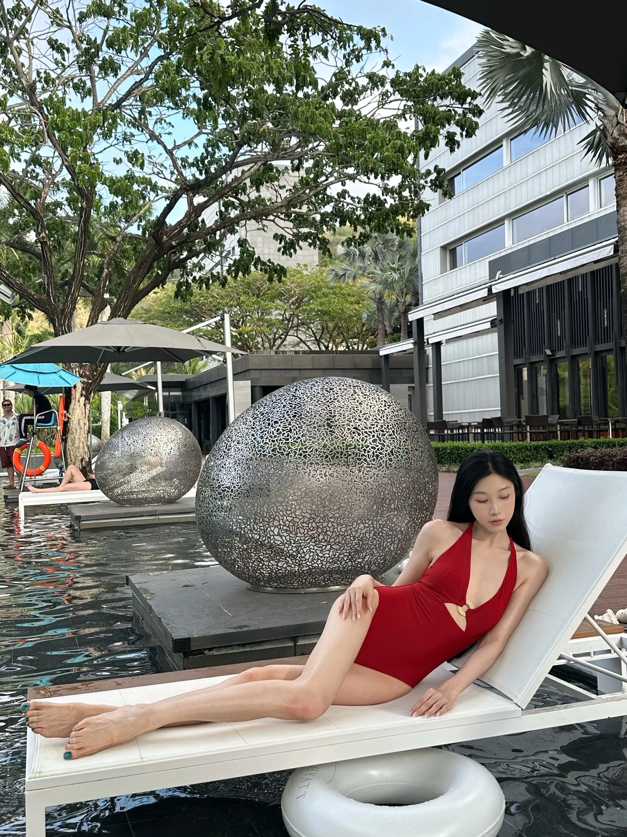 希望各位的长大是拥有一项赚钱的本领和说走就走的勇气。