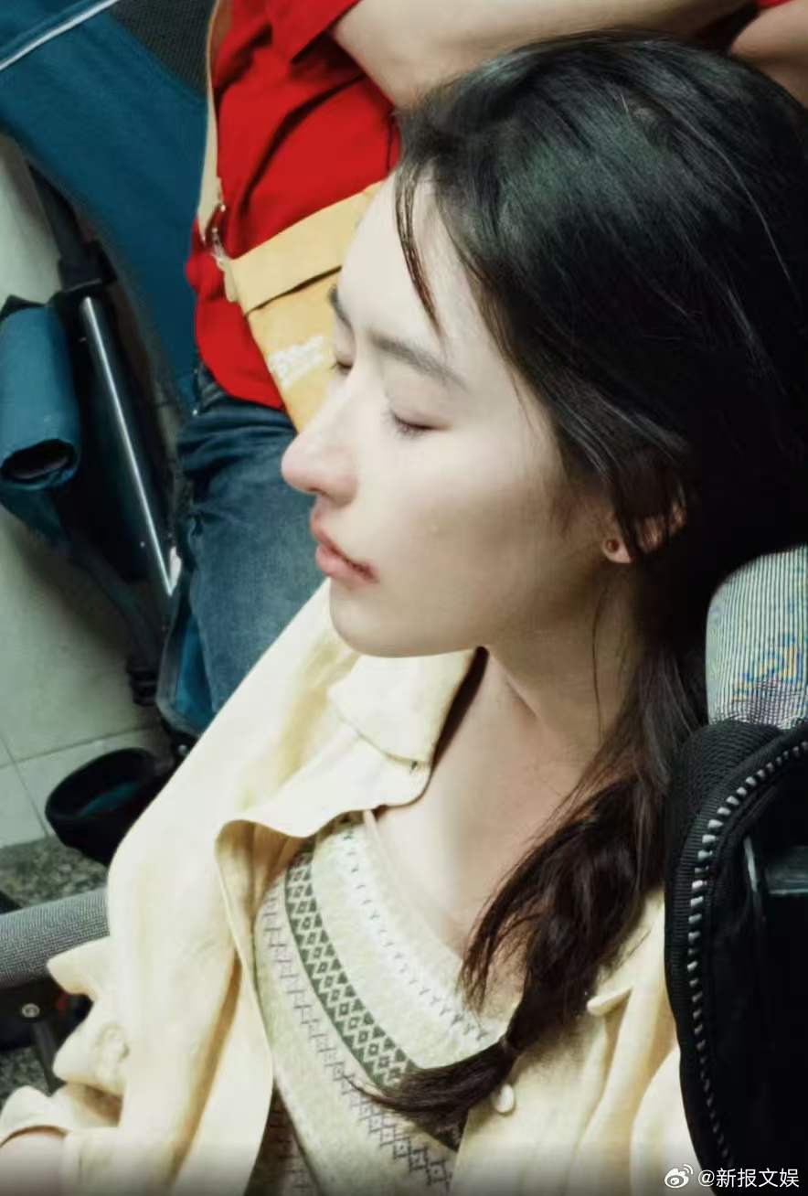 王玉雯撕掉搞笑女标签王玉雯用一部电影回应不被设限 和综艺里面搞笑的形象完全不一样